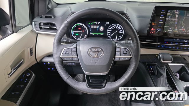 Toyota Sienna 2021 thumb 5