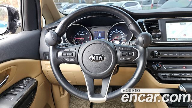 Kia Carnival 2019 thumb 12