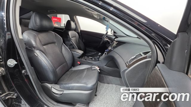 Hyundai Sonata 2011 thumb 10