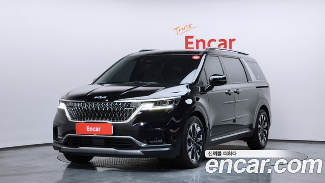 Kia Carnival 2023 thumb 2