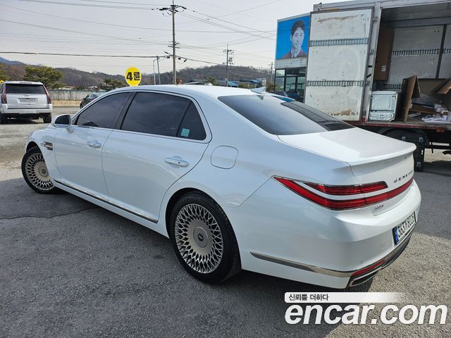 Genesis G90 2019 thumb 4