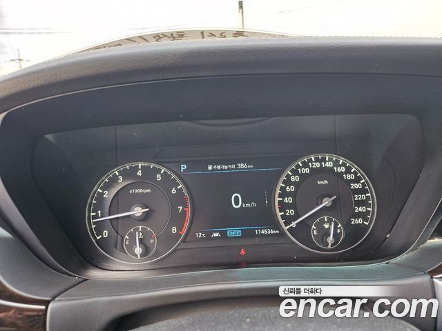 Genesis G90 2019 thumb 9