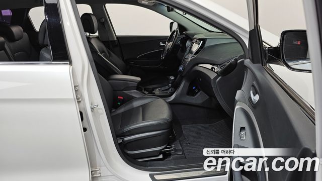 Hyundai Santa Fe 2013 thumb 11