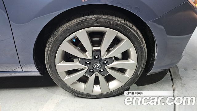 Hyundai i30 2017 thumb 6