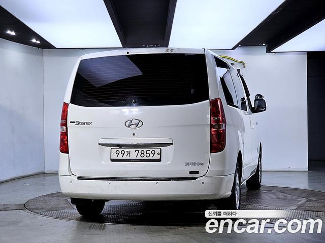 Hyundai Starex 2014 thumb 4