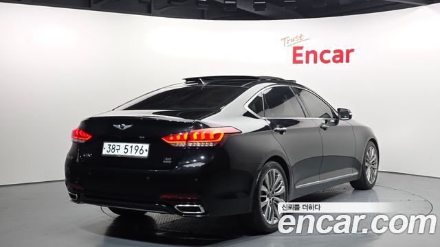 Genesis G80 2017 thumb 3