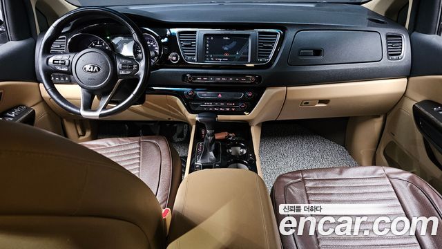 Kia Carnival 2018 thumb 7
