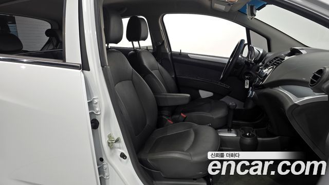 Chevrolet Spark 2014 thumb 11