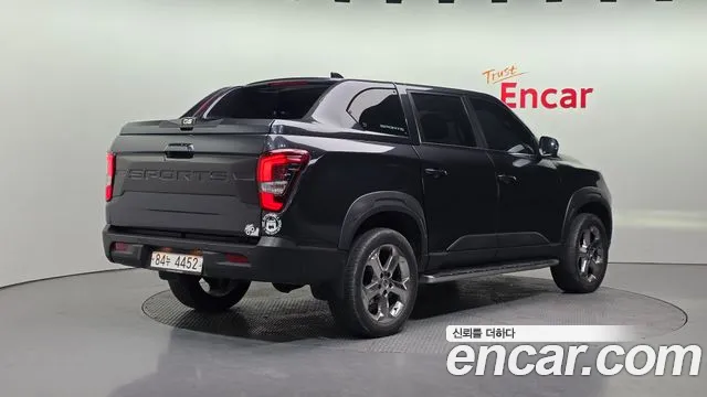 SsangYong Rexton 2021 thumb 3