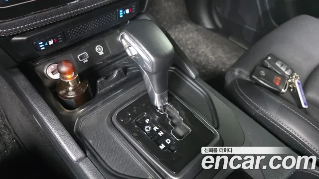 SsangYong Rexton 2021 thumb 9