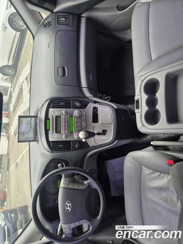 Hyundai Starex 2014 thumb 9