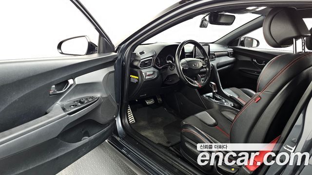 Hyundai Veloster 2018 thumb 11