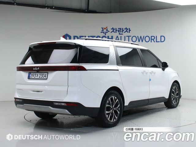 Kia Carnival 2022 thumb 4