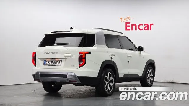 SsangYong Torres 2024 thumb 3