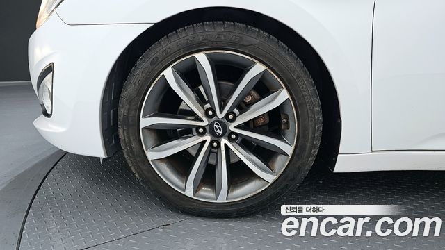 Hyundai i40 2014 thumb 6