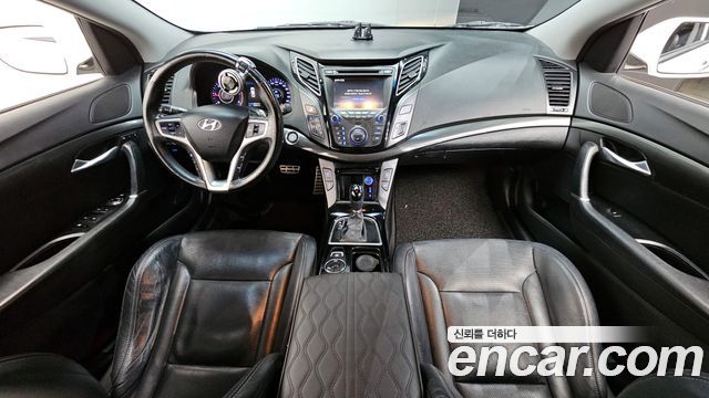 Hyundai i40 2014 thumb 8