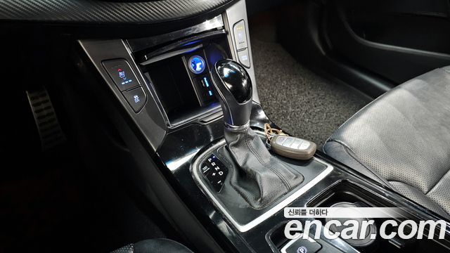 Hyundai i40 2014 thumb 10