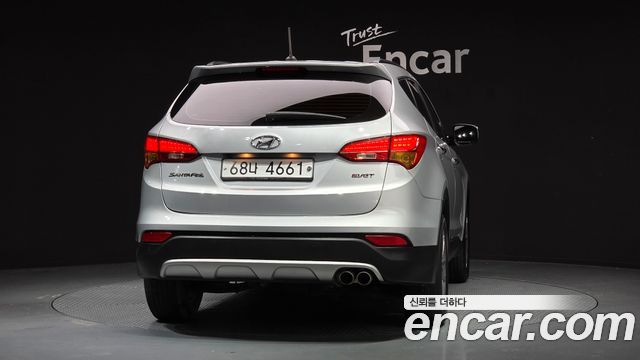 Hyundai Santa Fe 2013 thumb 5
