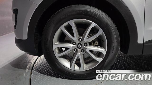 Hyundai Santa Fe 2013 thumb 6