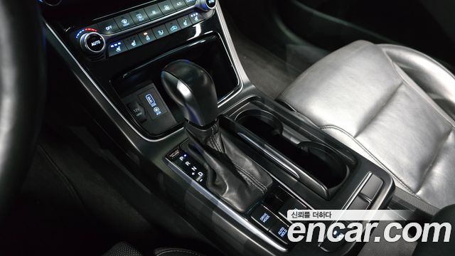 Hyundai Grandeur 2017 thumb 9