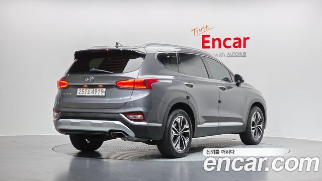 Hyundai Santa Fe 2020 thumb 3