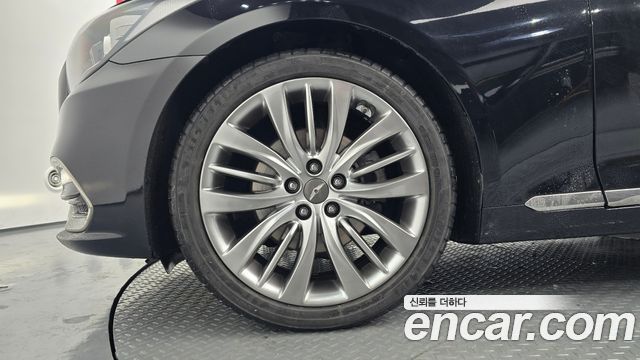 Hyundai Genesis 2016 thumb 6