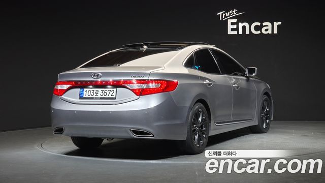Hyundai Grandeur 2011 thumb 3