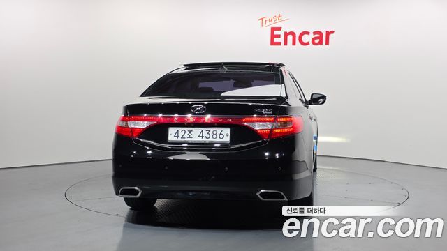 Hyundai Grandeur 2014 thumb 4