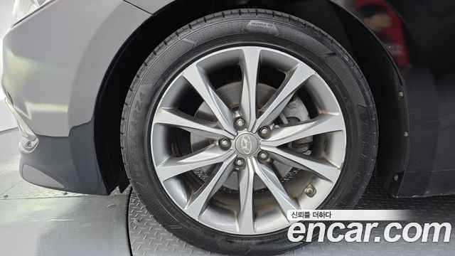 Hyundai Grandeur 2014 thumb 5