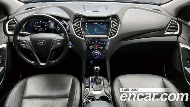 Hyundai Santa Fe 2017 thumb 8