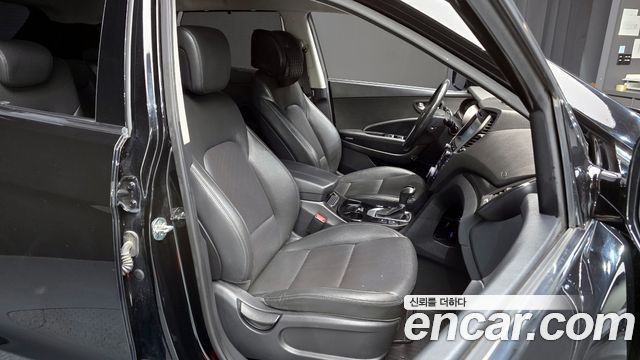 Hyundai Santa Fe 2017 thumb 11