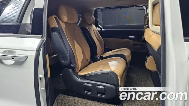 Kia Carnival 2020 thumb 6