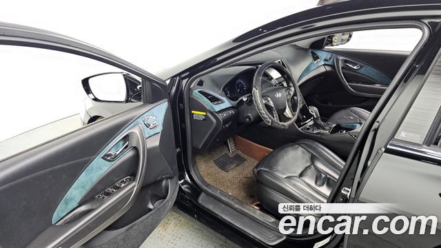 Hyundai Grandeur 2013 thumb 11