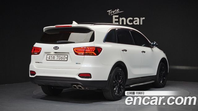 Kia Sorento 2017 thumb 3