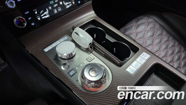 Genesis G80 2025 thumb 9