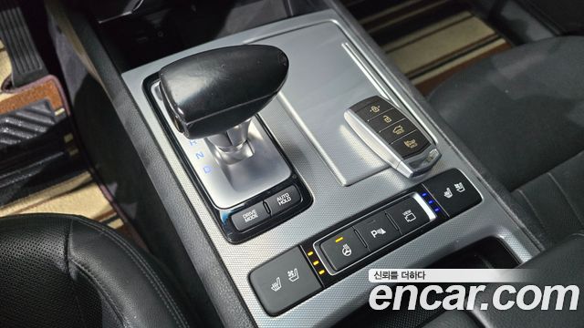 Genesis G80 2018 thumb 10