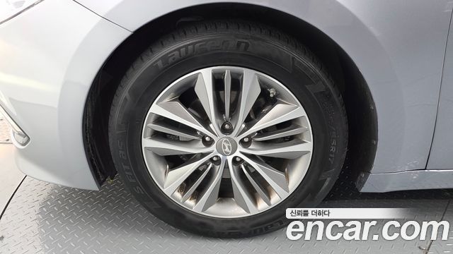 Hyundai Grandeur 2015 thumb 5