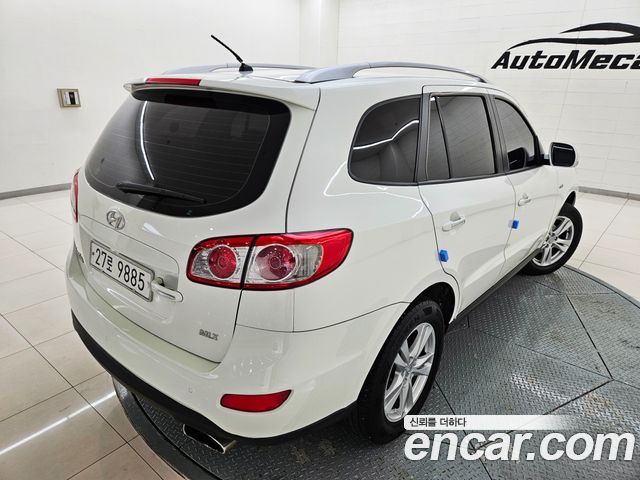 Hyundai Santa Fe 2011 thumb 3