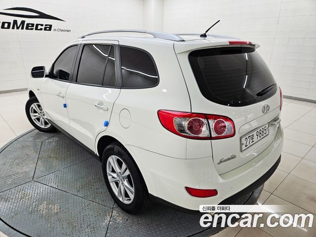 Hyundai Santa Fe 2011 thumb 5
