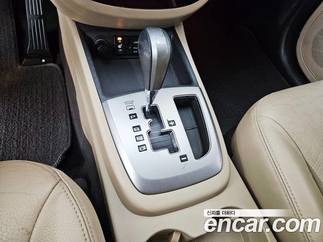 Hyundai Santa Fe 2011 thumb 9