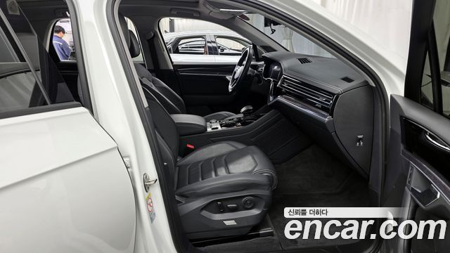 Volkswagen Touareg 2020 thumb 6