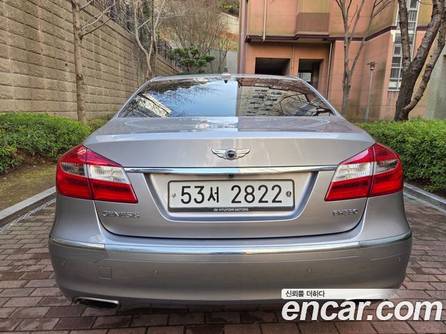 Hyundai Genesis 2012 thumb 8