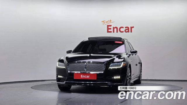 Lincoln Continental 2020 thumb 2