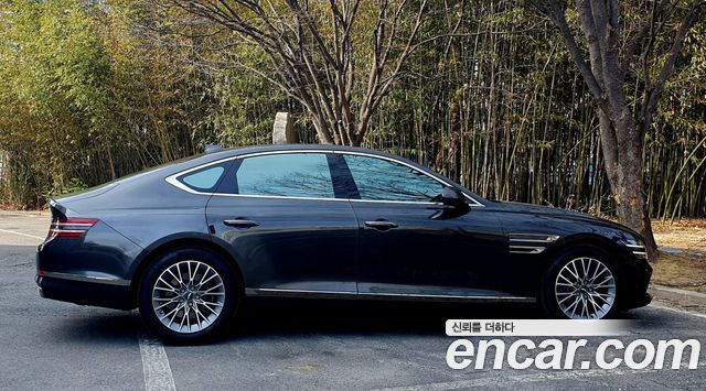 Genesis G80 2022 thumb 5