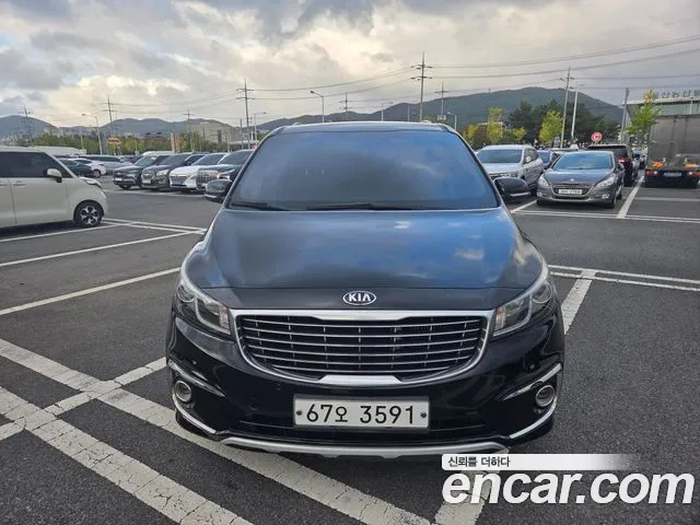 Kia Carnival 2015 thumb 3