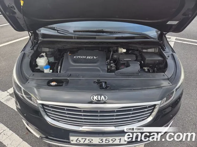 Kia Carnival 2015 thumb 6