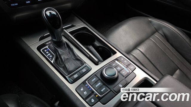 Hyundai Genesis 2014 thumb 10