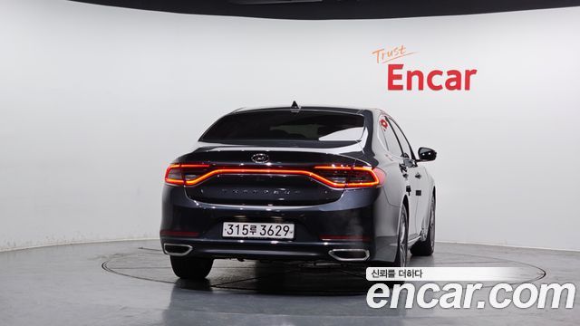 Hyundai Grandeur 2017 thumb 4