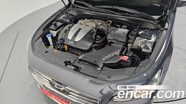 Hyundai Grandeur 2017 thumb 6