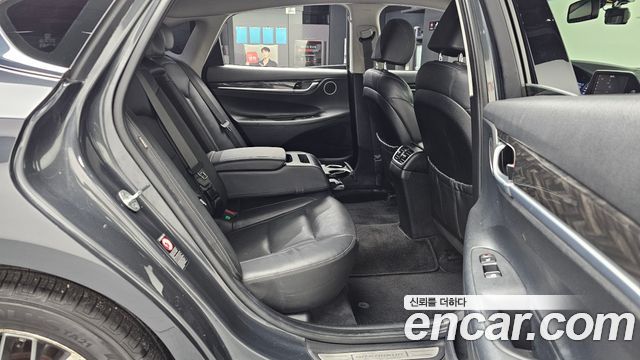 Hyundai Grandeur 2017 thumb 11